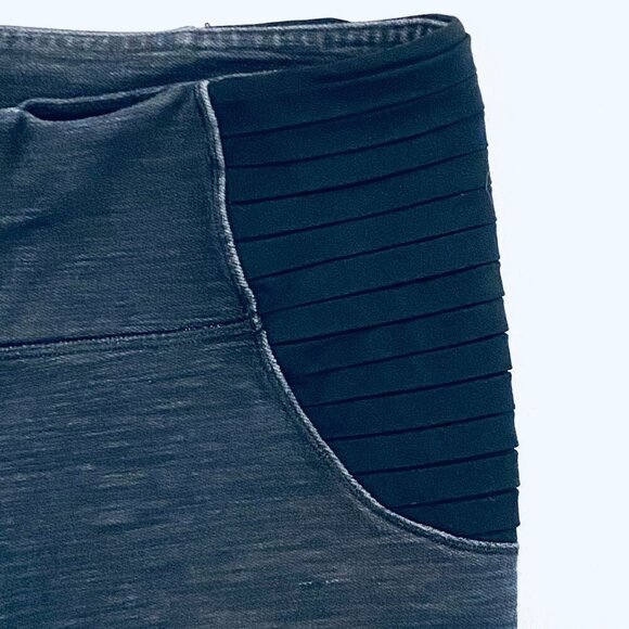 Lululemon leggings Women's 4 grey Aphrodite crop yoga workout athleisure weights - Picture 3 of 12